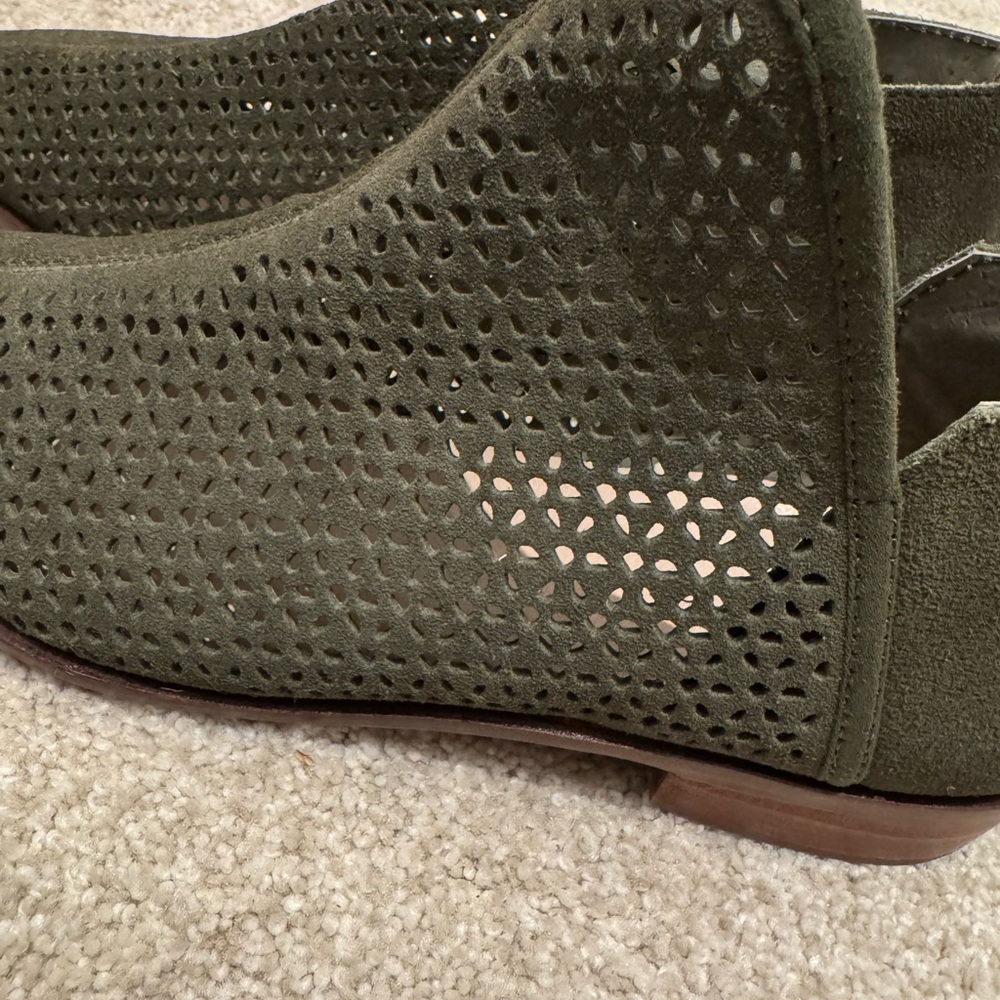 Kelsi Dagger Green Booties women’s size 8 - Picture 5 of 7